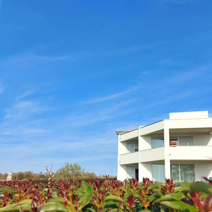 Apartment Fiorella Poreč Exterior foto